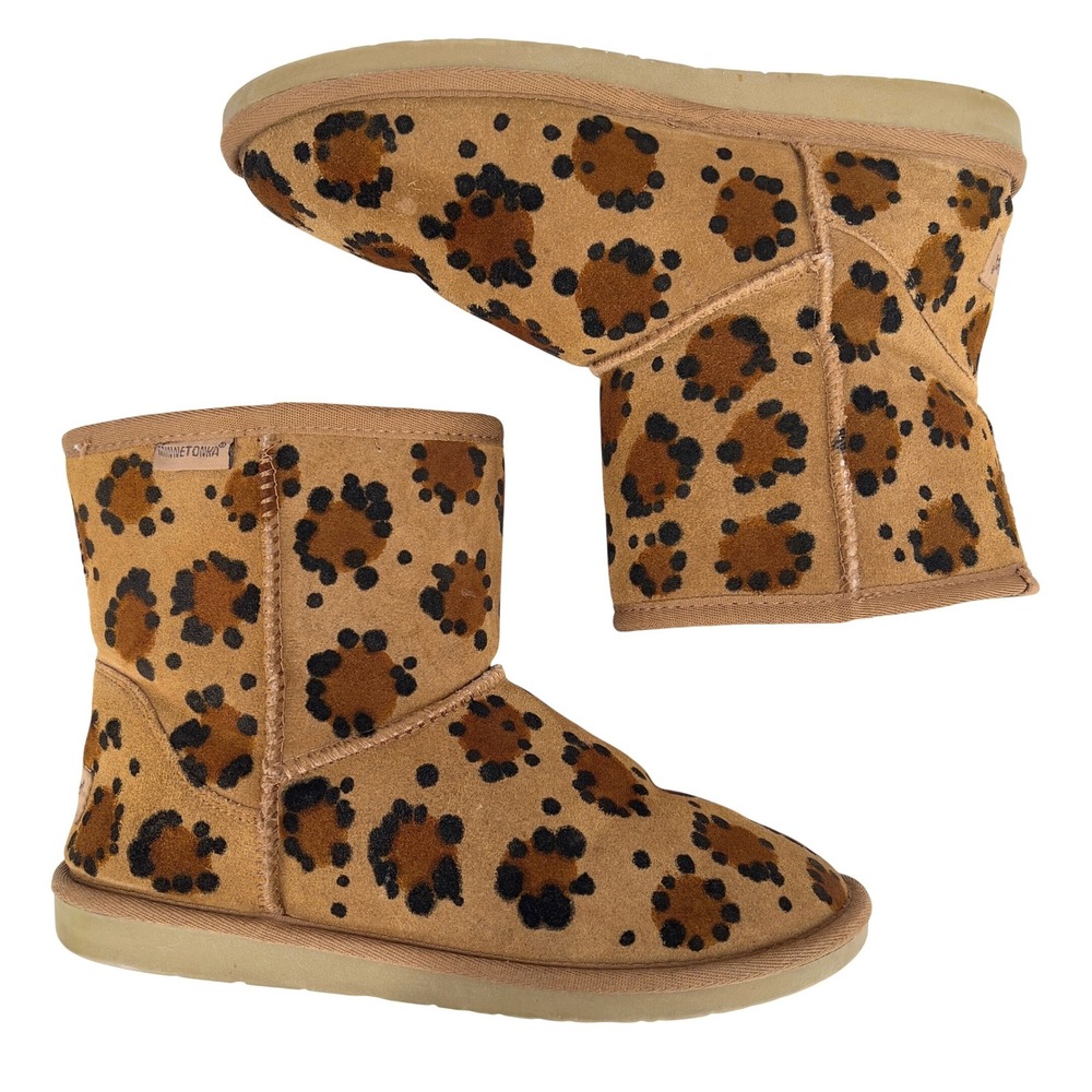 Minnetonka Womens 10 Leopard Print Suede Ankle Boots Faux Shearling Hand Painted